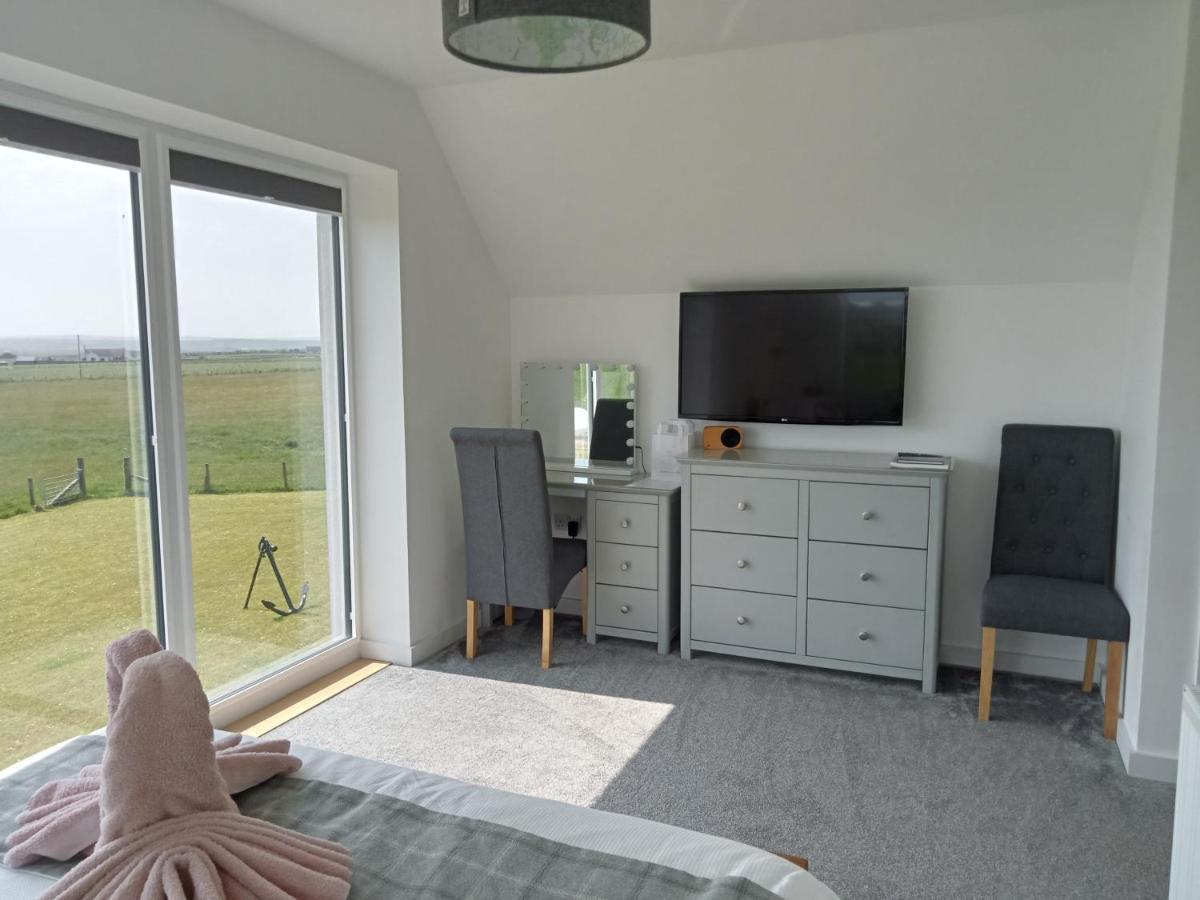 Flotnar Hus - Ensuite Rooms Keiss Bagian luar foto