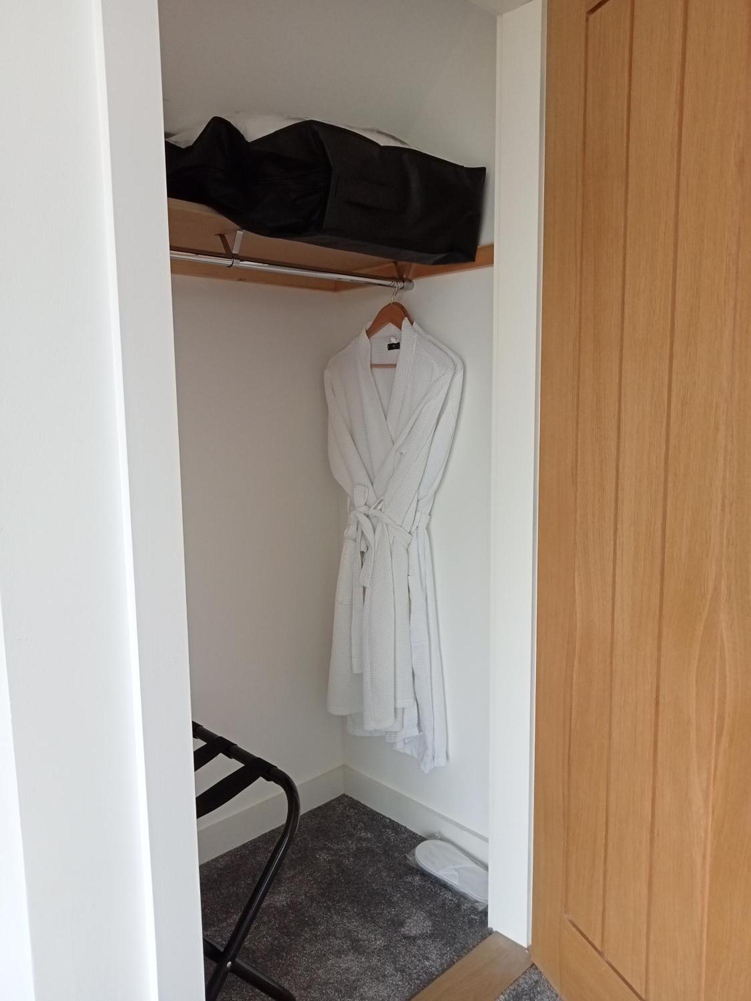 Flotnar Hus - Ensuite Rooms Keiss Bagian luar foto