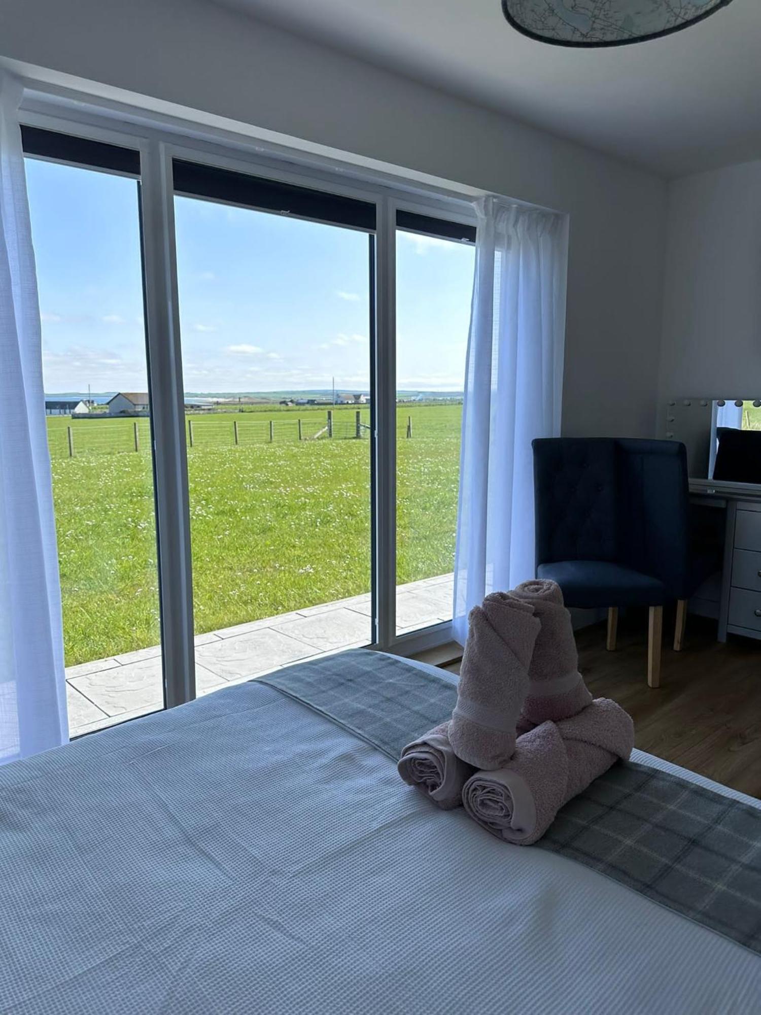 Flotnar Hus - Ensuite Rooms Keiss Bagian luar foto