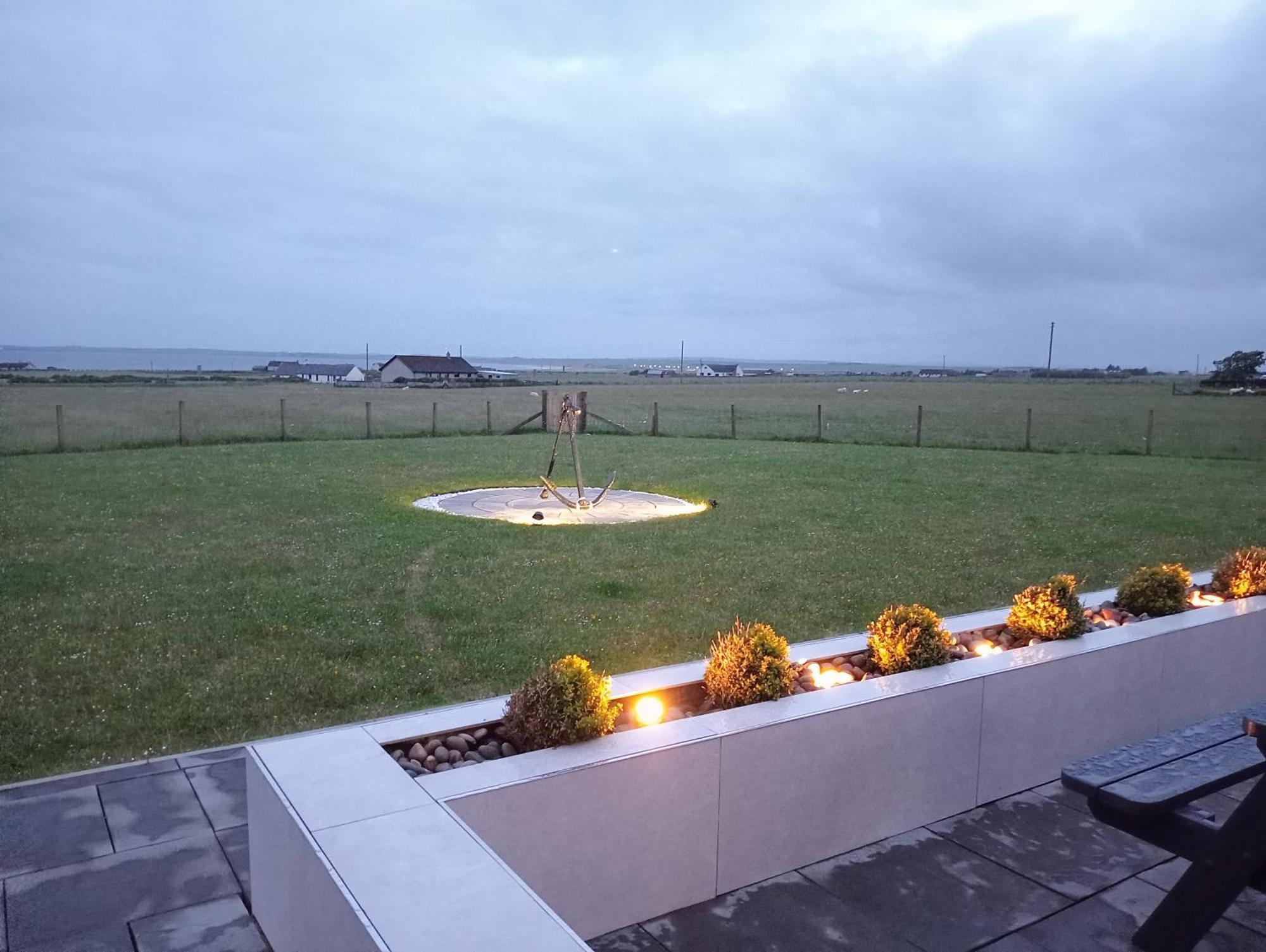 Flotnar Hus - Ensuite Rooms Keiss Bagian luar foto