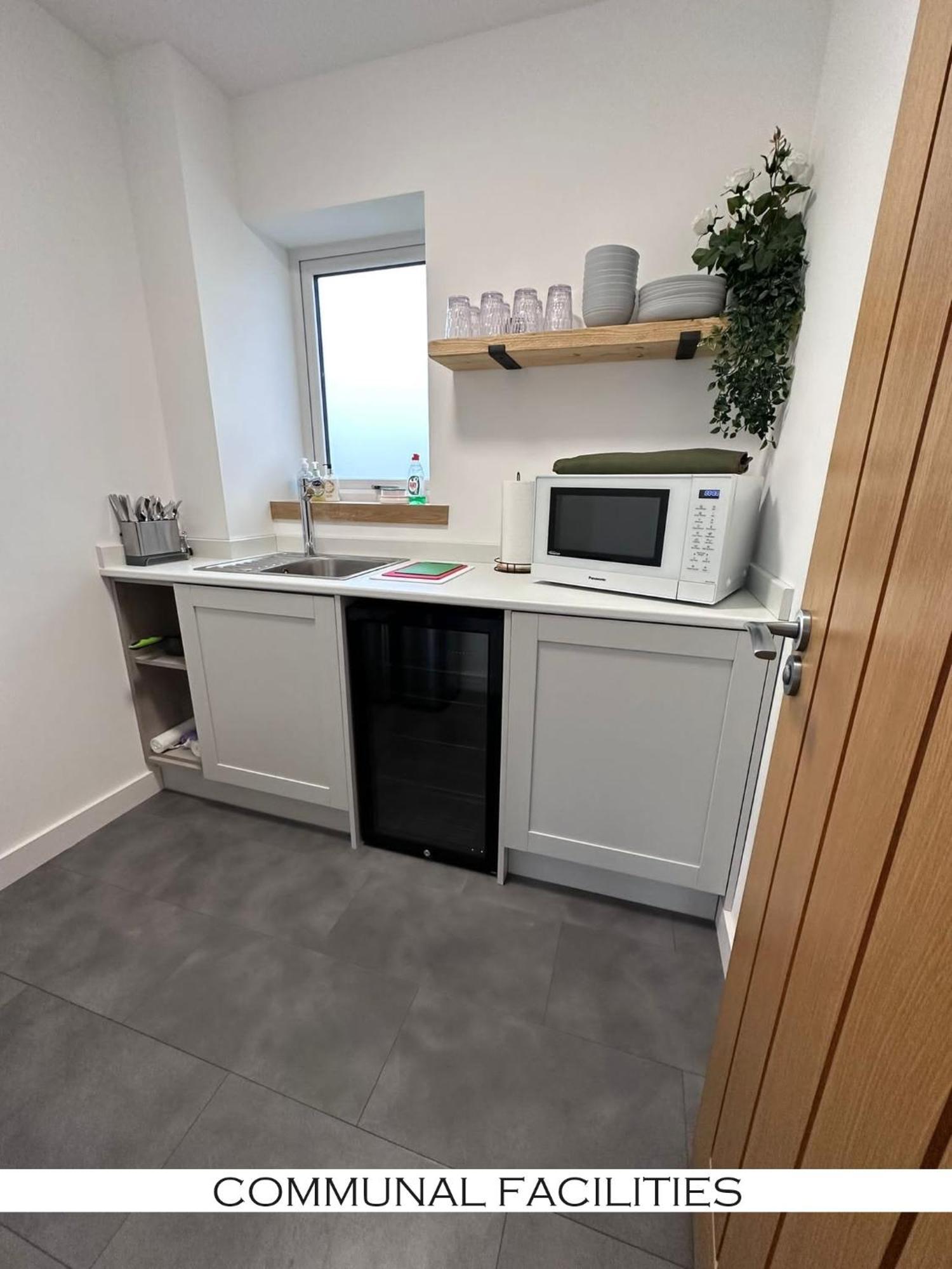 Flotnar Hus - Ensuite Rooms Keiss Bagian luar foto