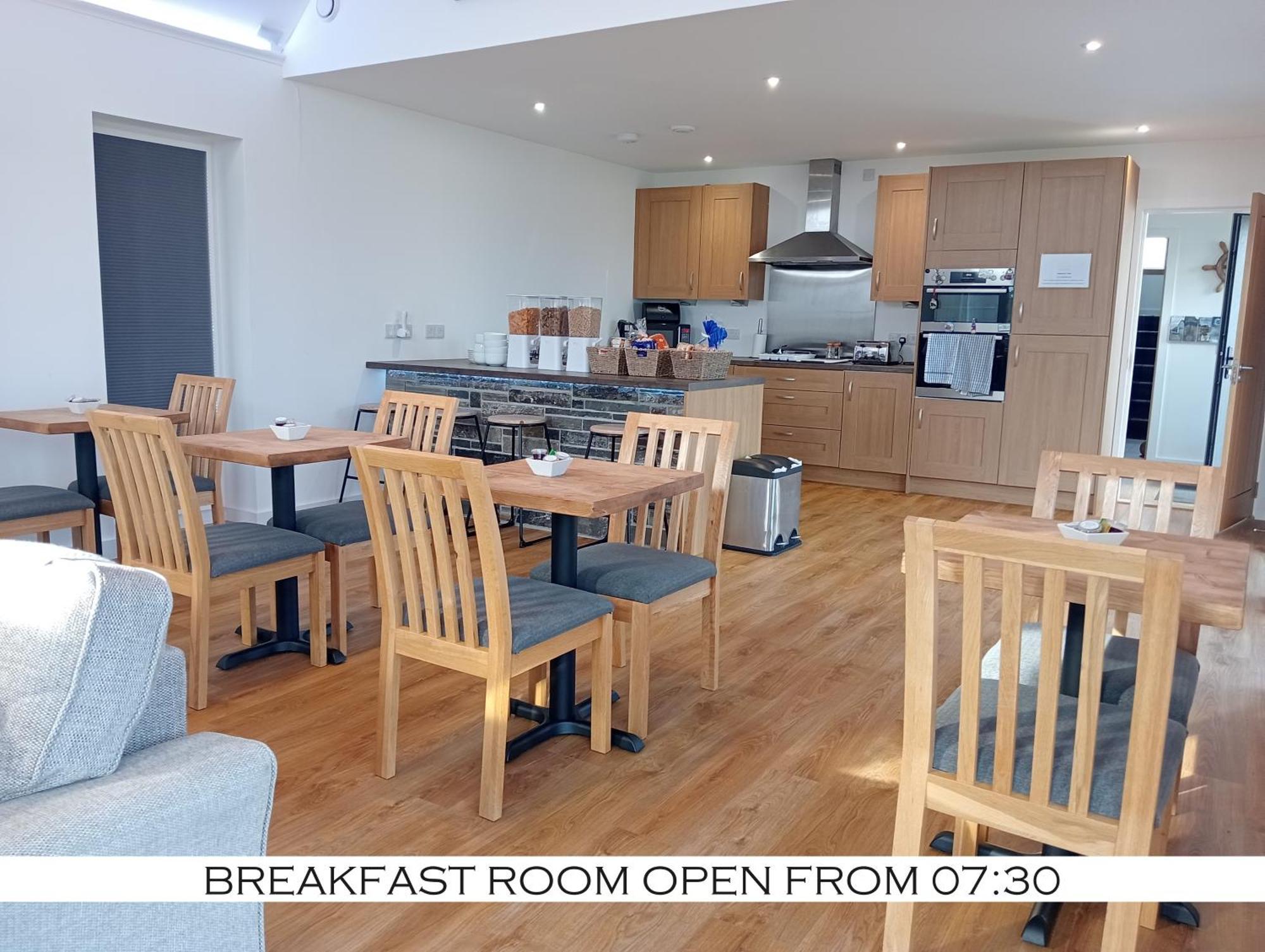 Flotnar Hus - Ensuite Rooms Keiss Bagian luar foto
